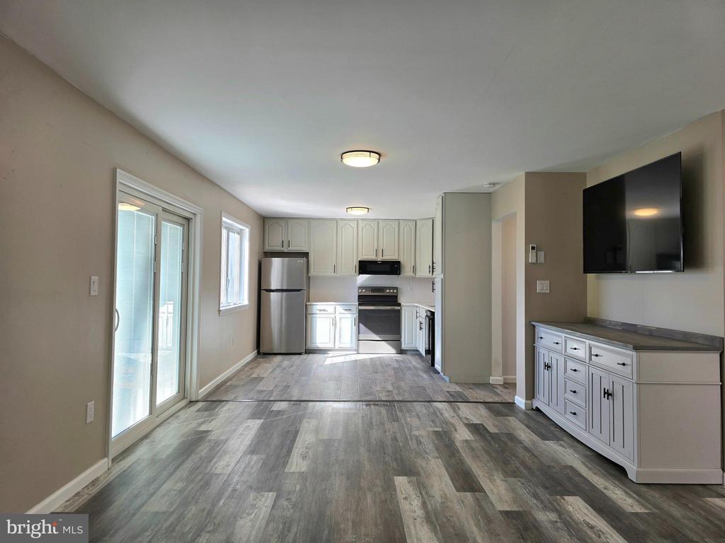 128 ASH CIRCLE