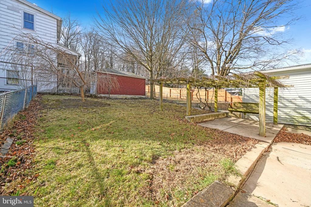 212 E HIGH STREET