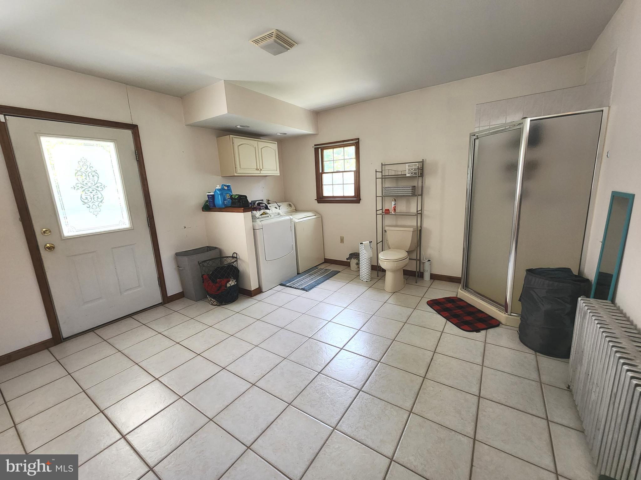 200 MAPLE AVENUE 202