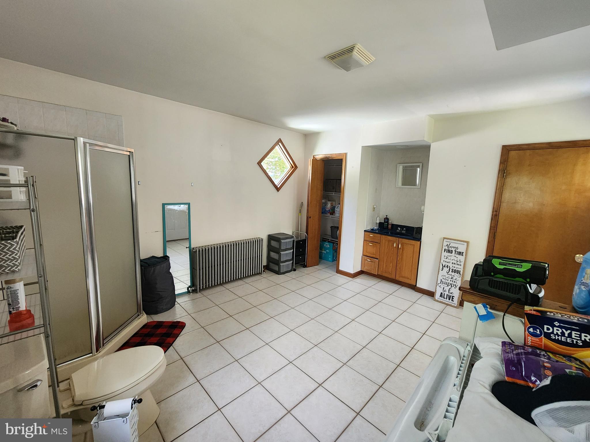 200 MAPLE AVENUE 202