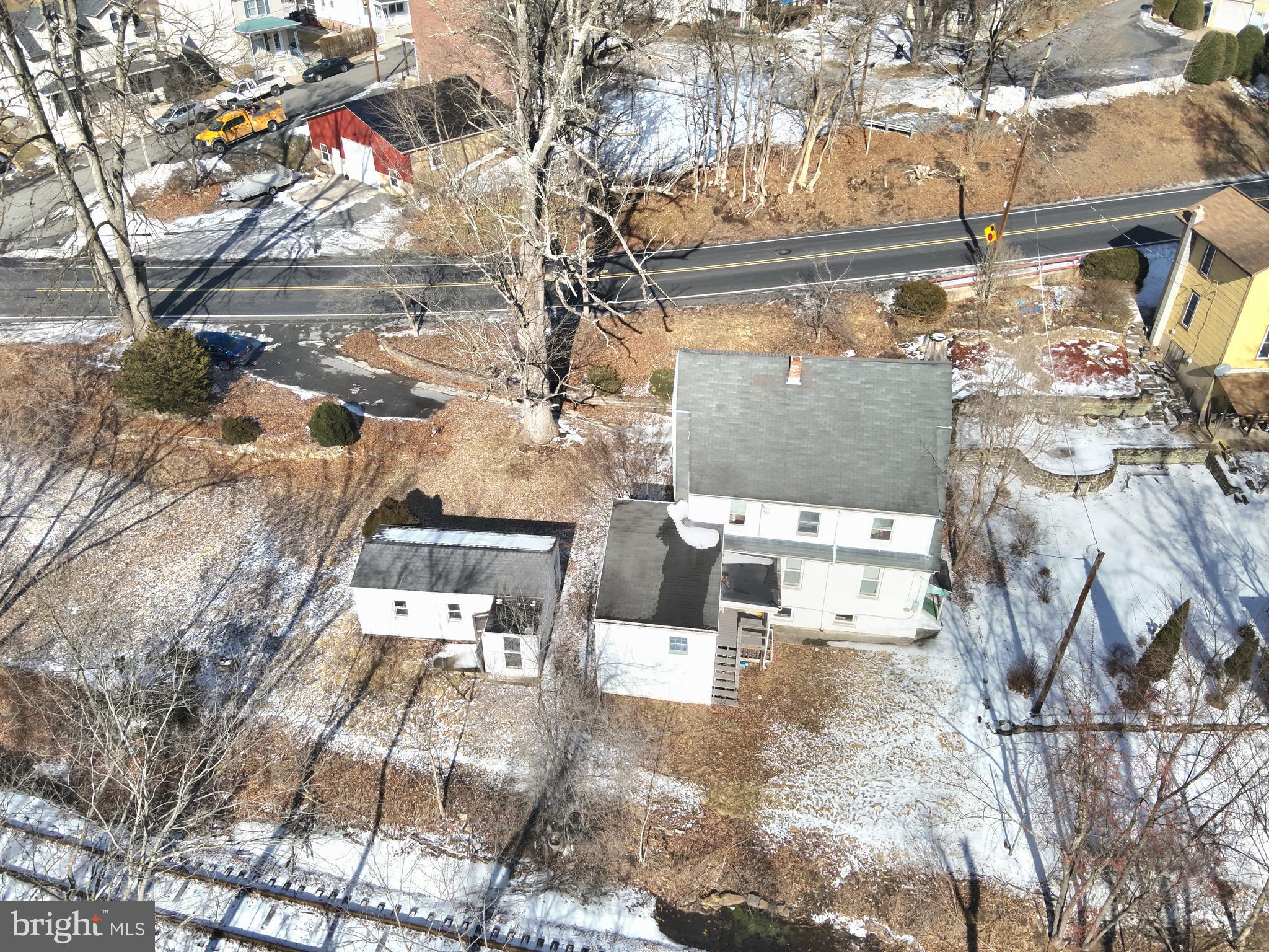 200 MAPLE AVENUE 202