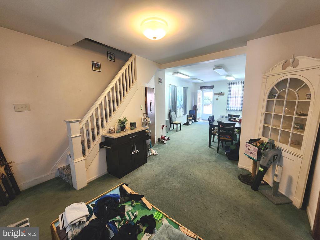 200 MAPLE AVENUE 202