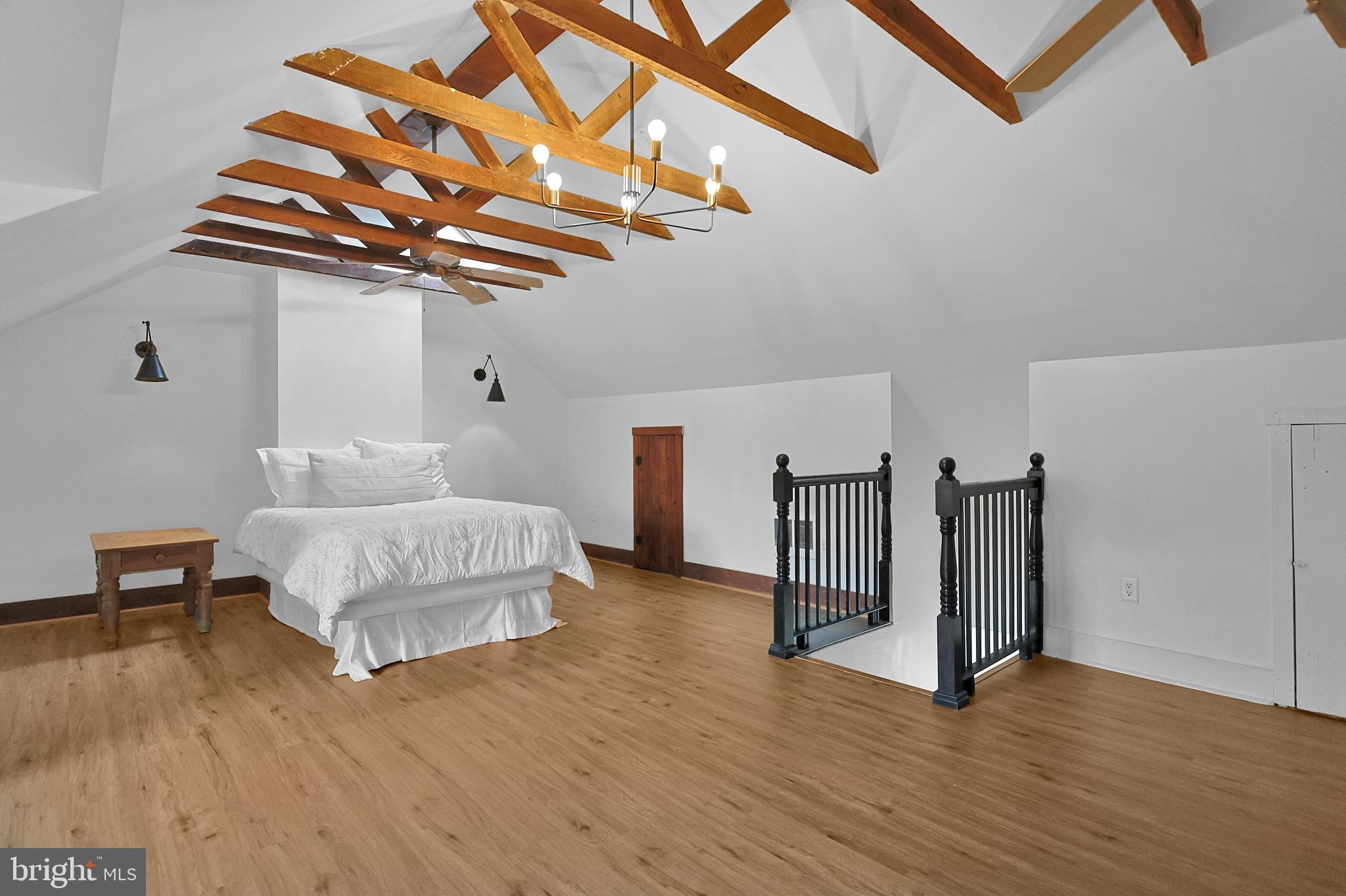 47 W WASHINGTON STREET