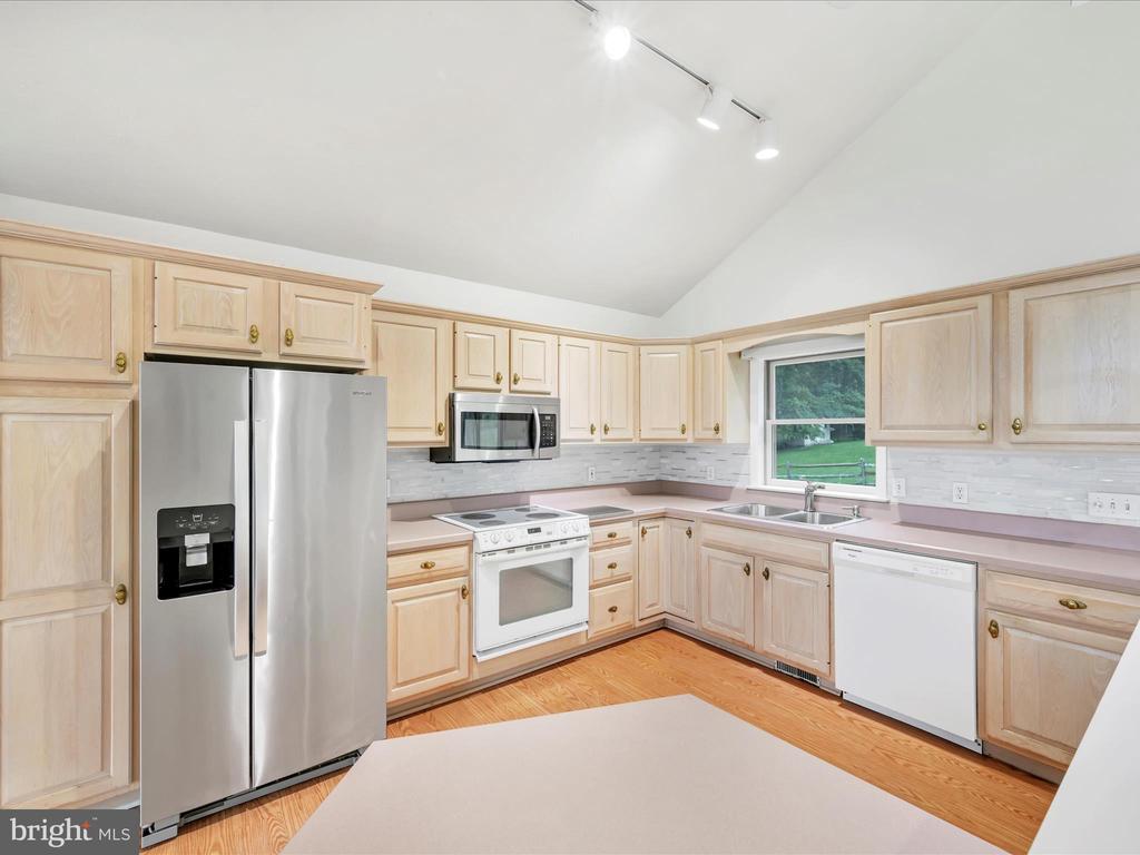 144 CREEK DRIVE