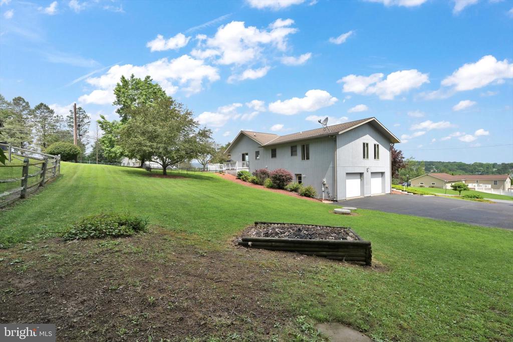 144 CREEK DRIVE