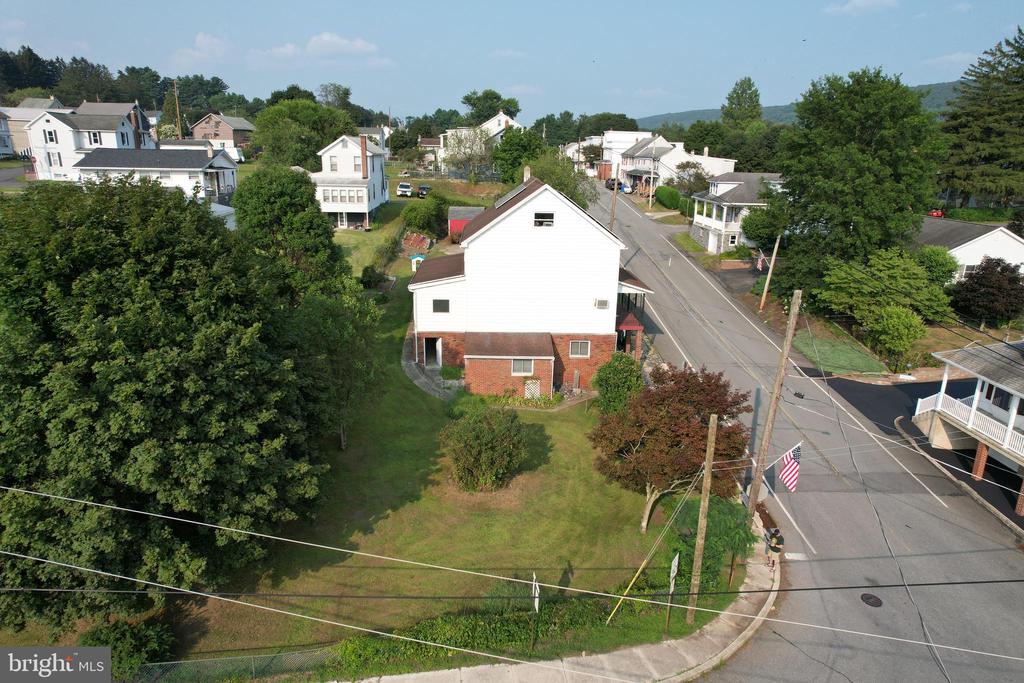 101 W WALNUT ST,SCHUYLKILL
