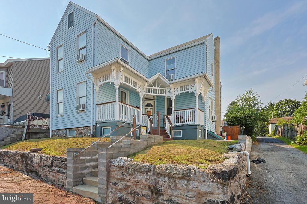 101 CLAY STREET