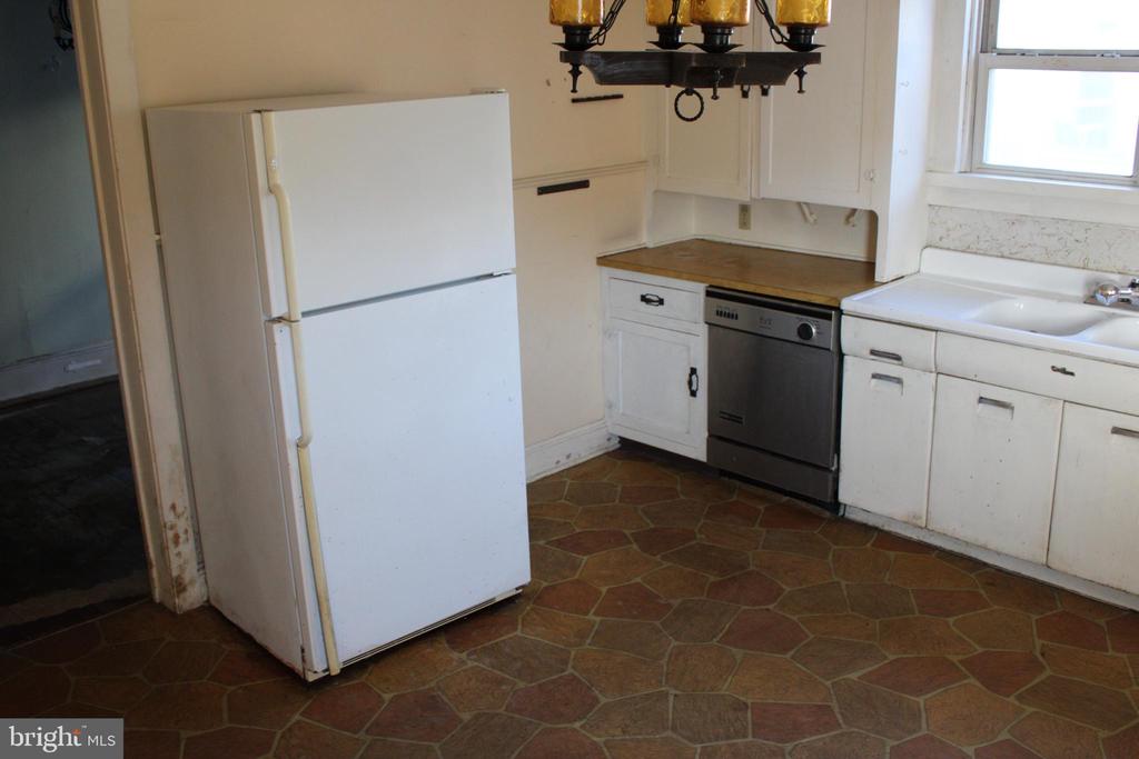 434 E BROAD ST,SCHUYLKILL