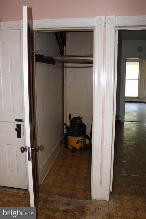 434 E BROAD ST,SCHUYLKILL