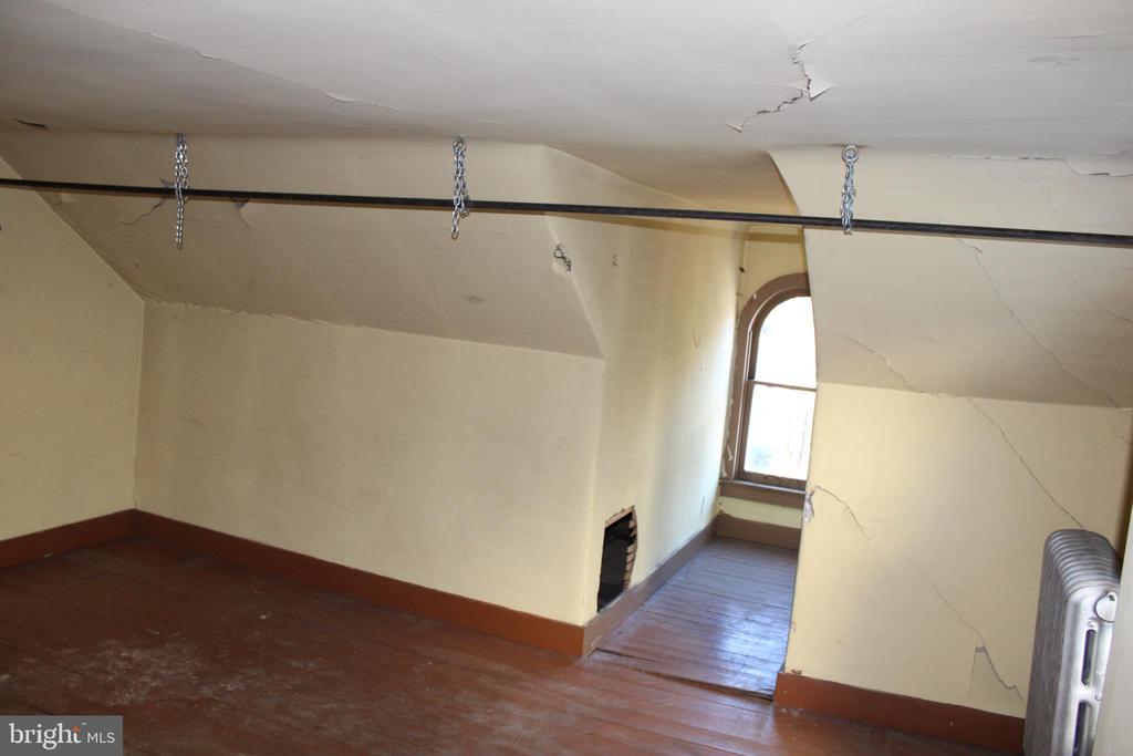 434 E BROAD ST,SCHUYLKILL
