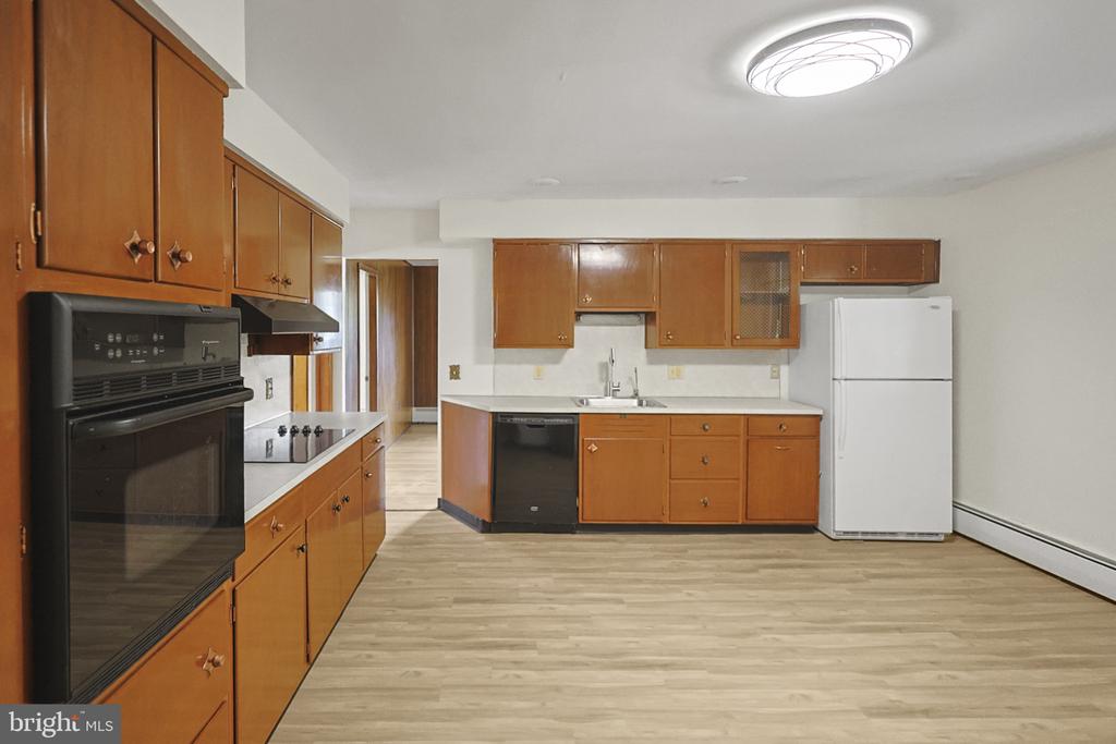 7 ARDMORE AVENUE