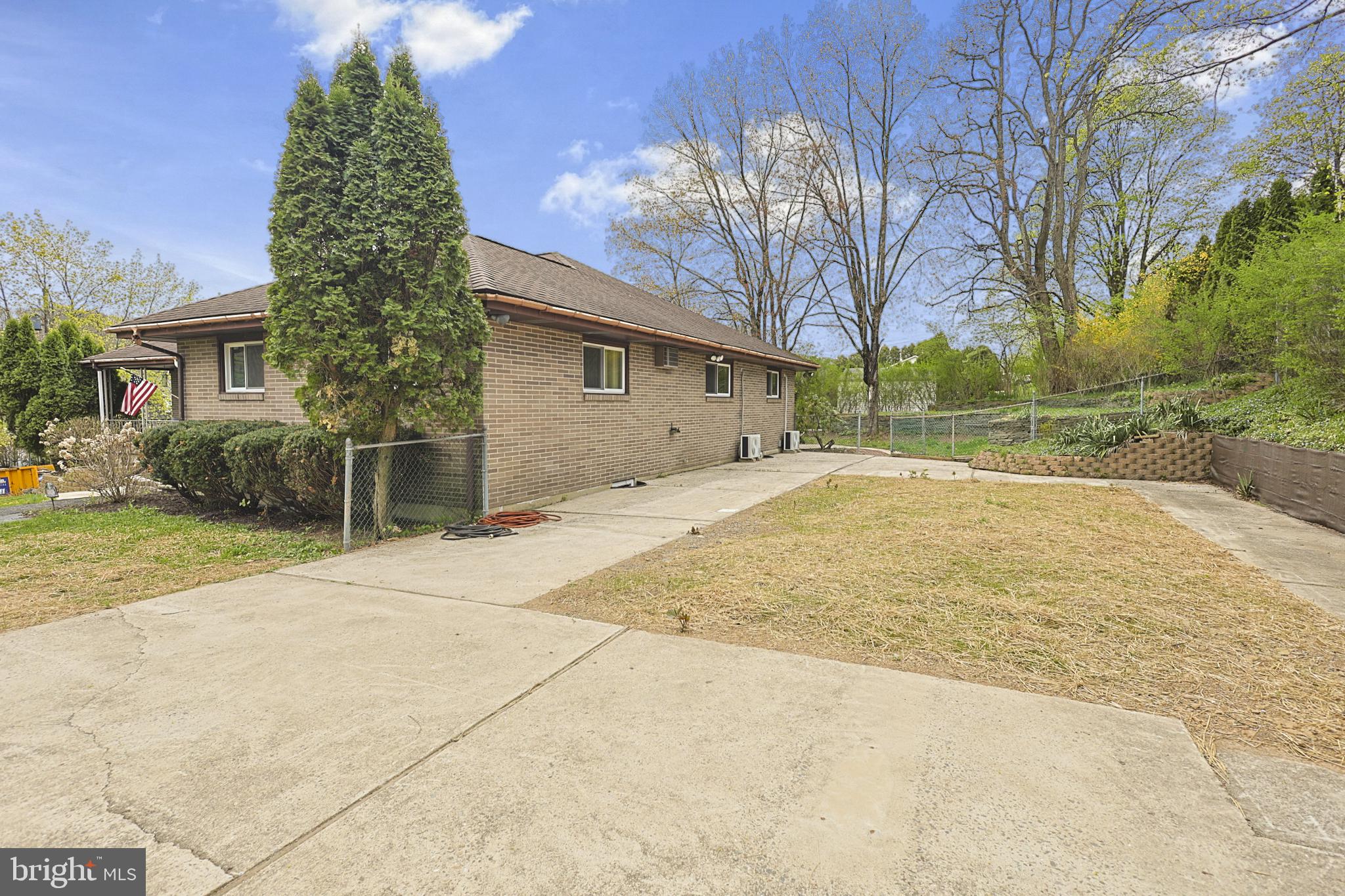 7 ARDMORE AVENUE