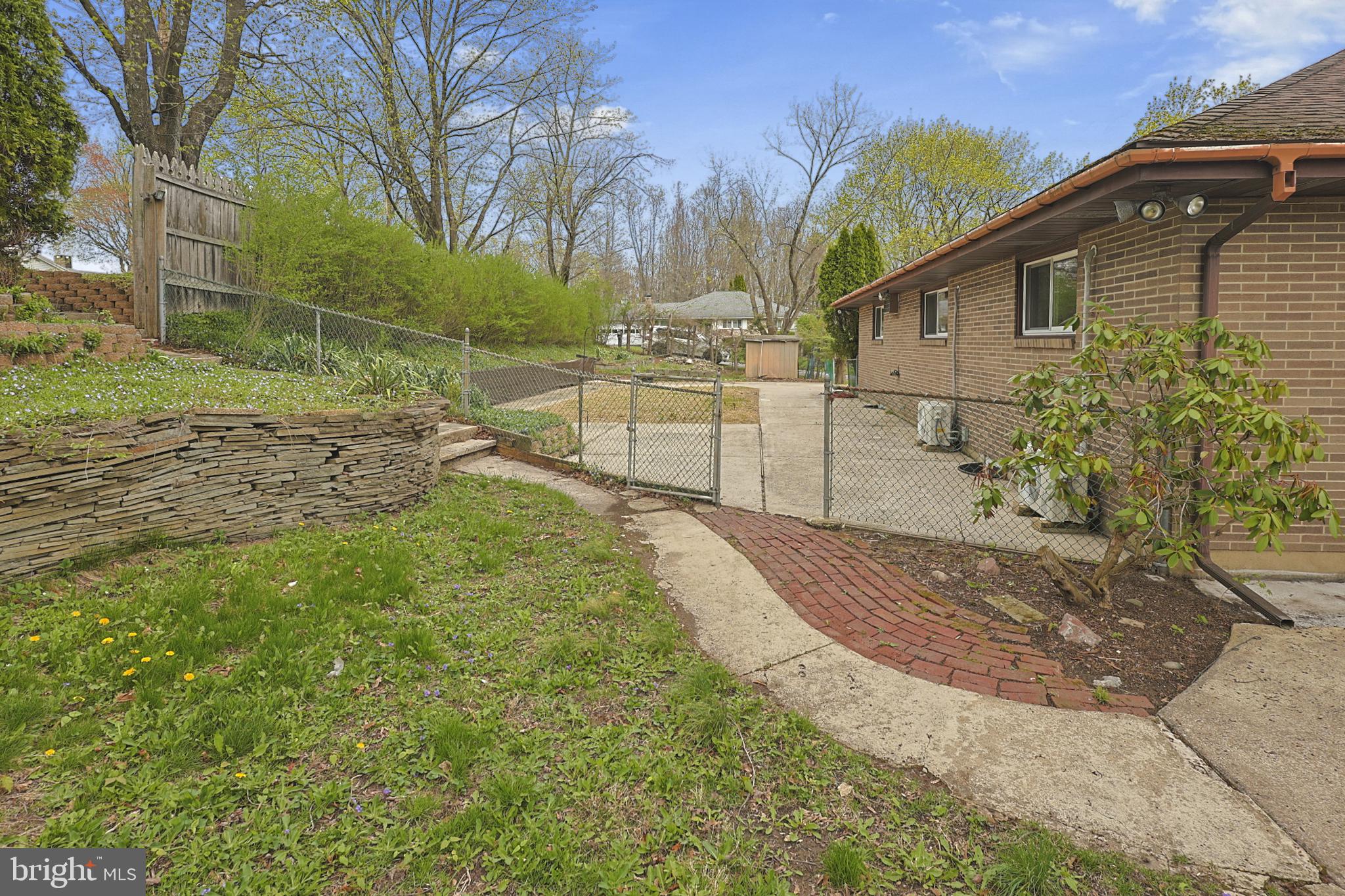 7 ARDMORE AVENUE
