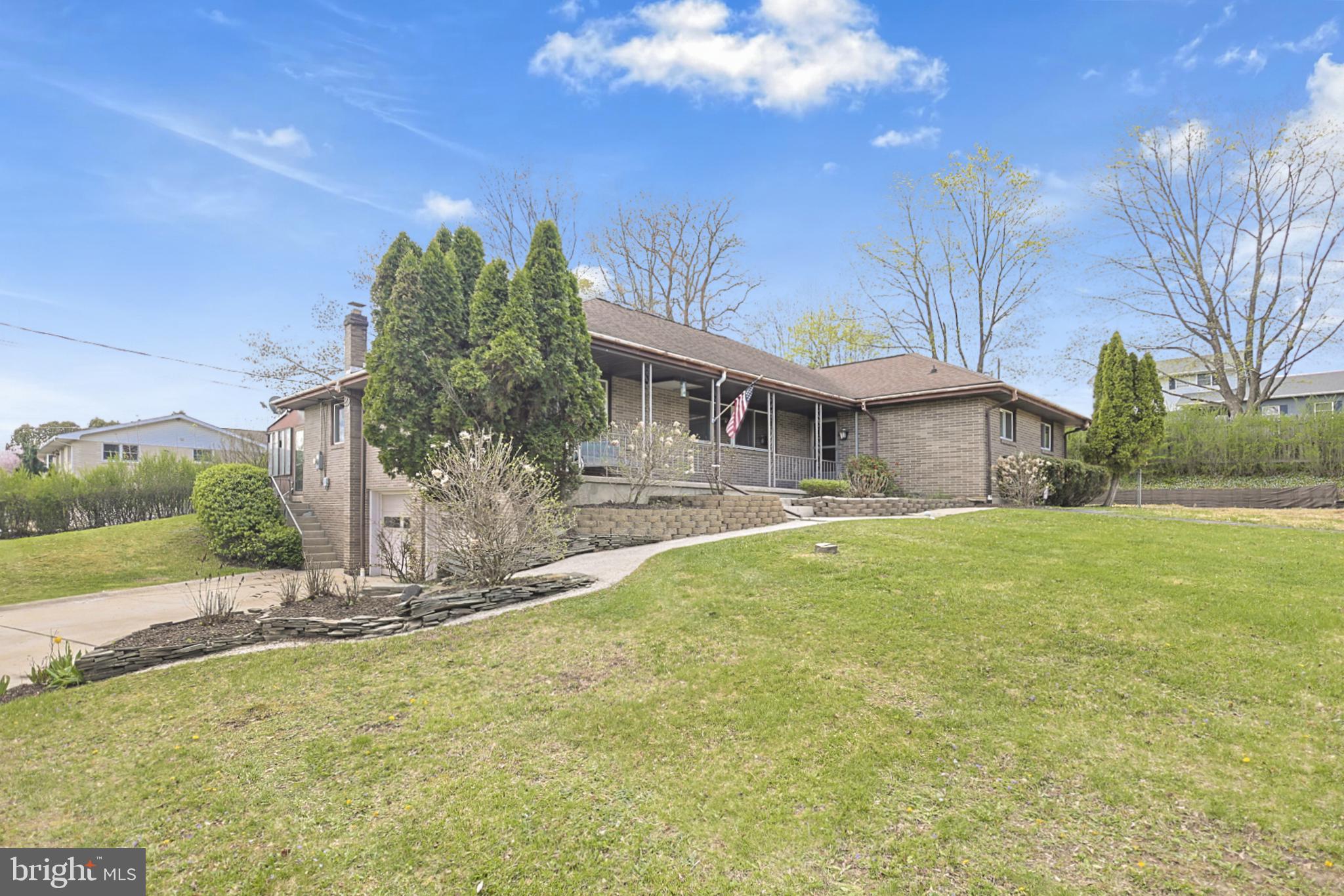 7 ARDMORE AVENUE
