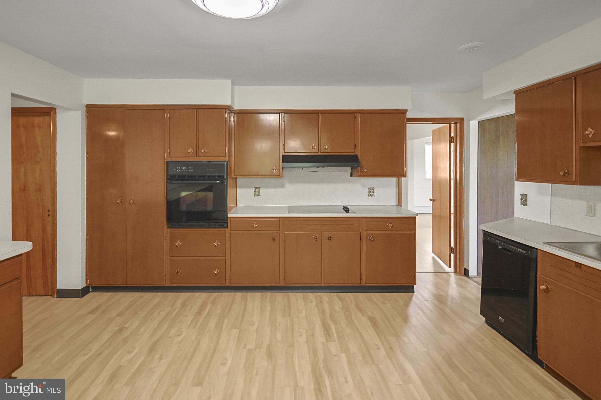 7 ARDMORE AVENUE