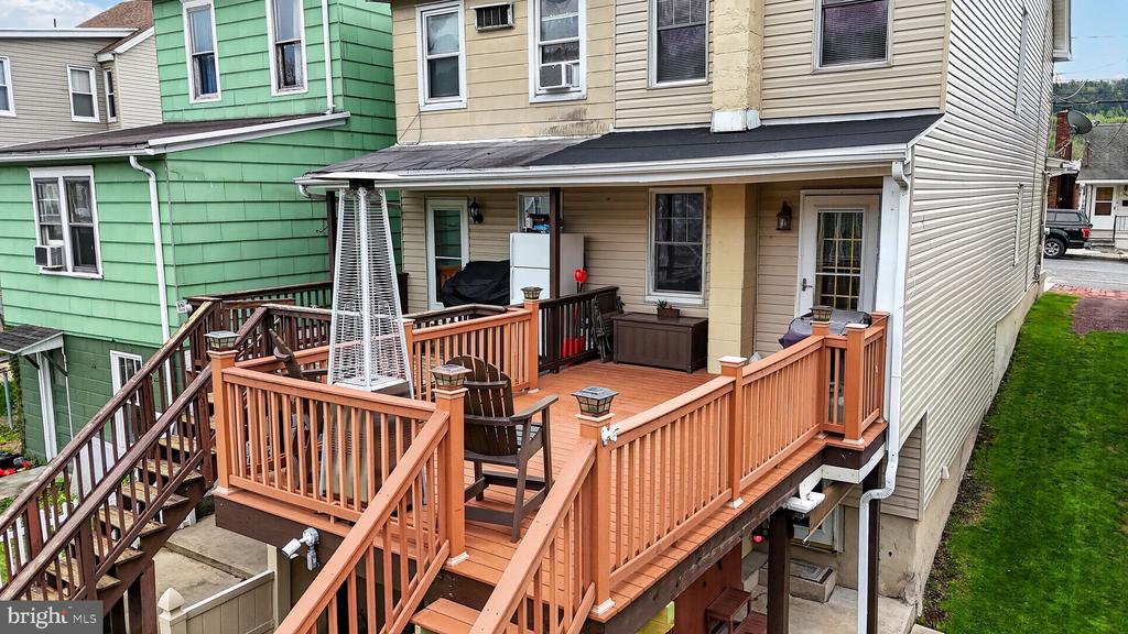 347 E UNION STREET
