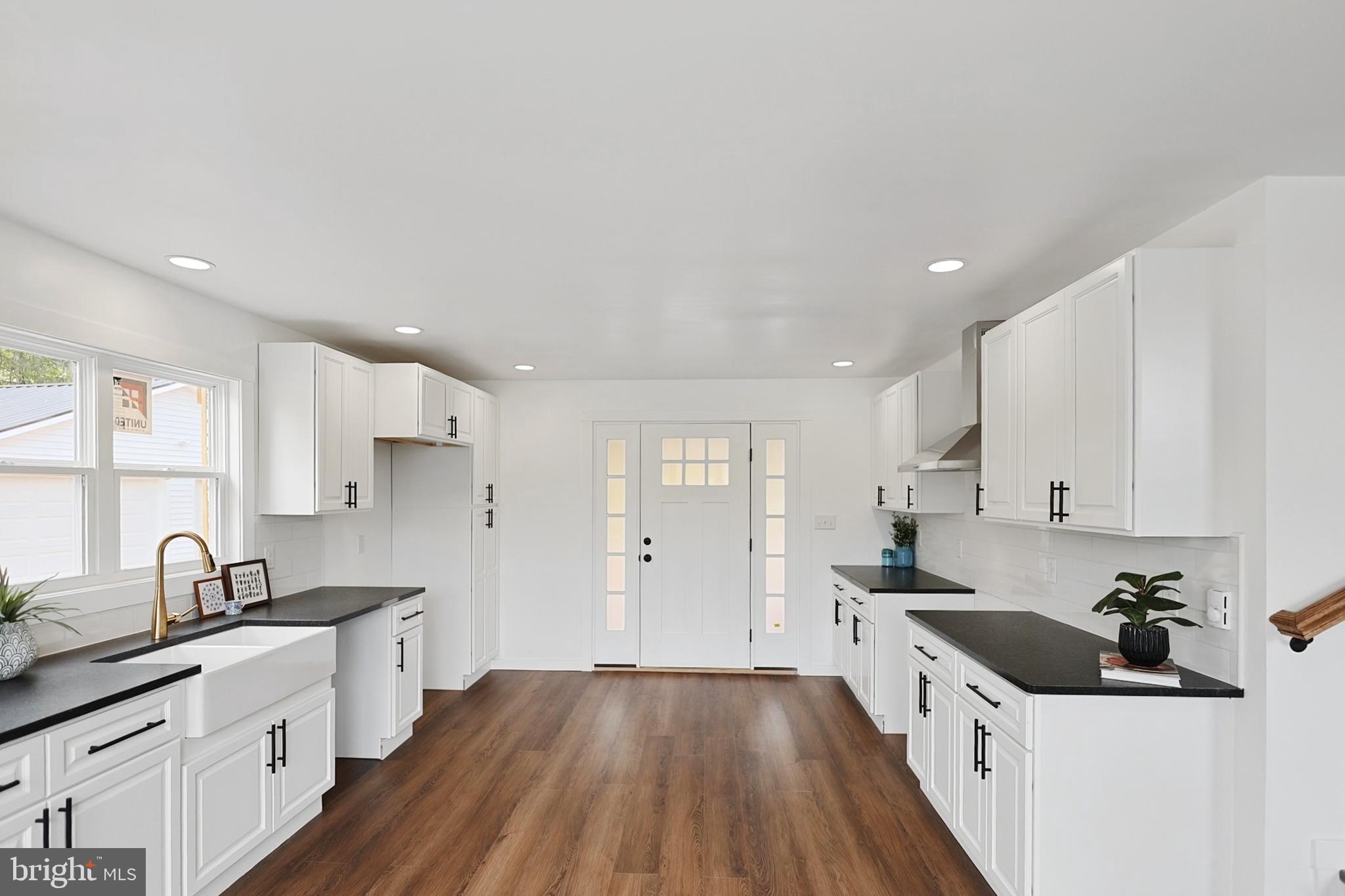 121 BEN TITUS ROAD