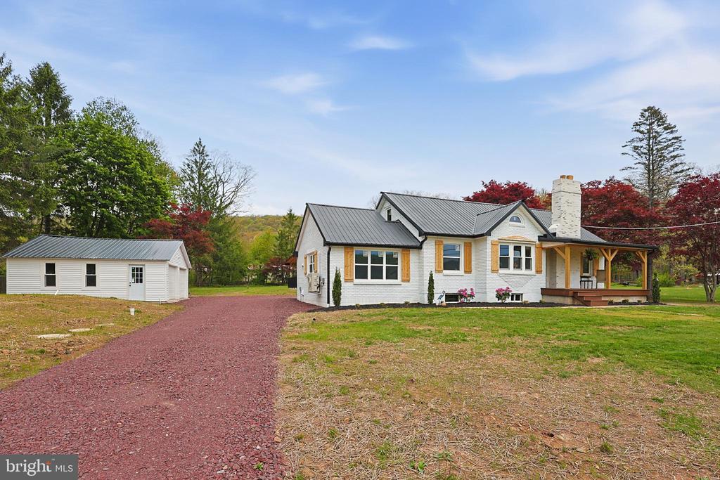 121 BEN TITUS ROAD