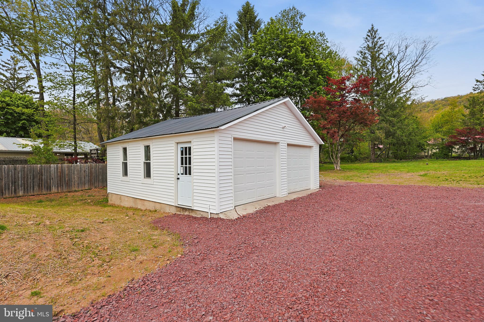 121 BEN TITUS ROAD