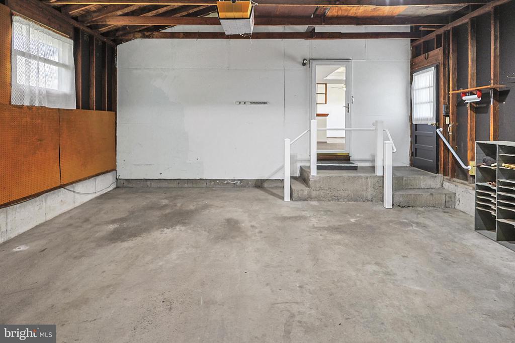 1004 MAPLE STREET