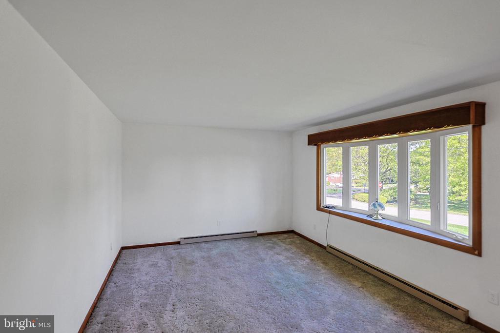 1004 MAPLE STREET