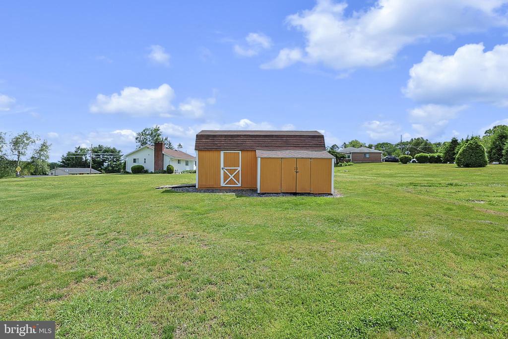 1004 MAPLE STREET