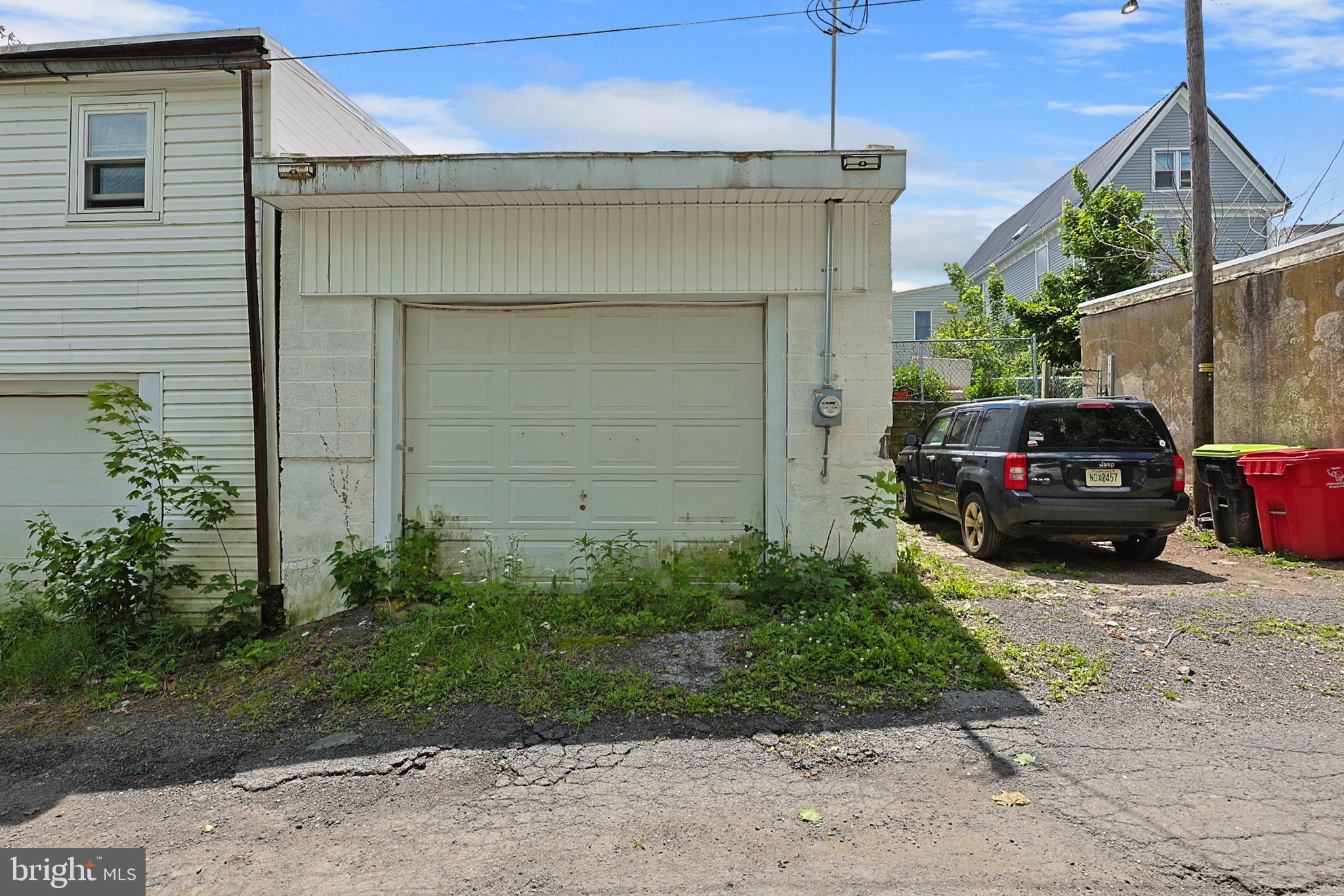 514 W RACE STREET