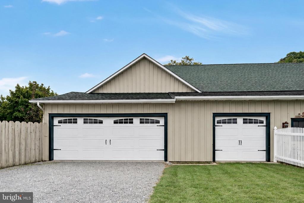 818 LIZARD CREEK ROAD