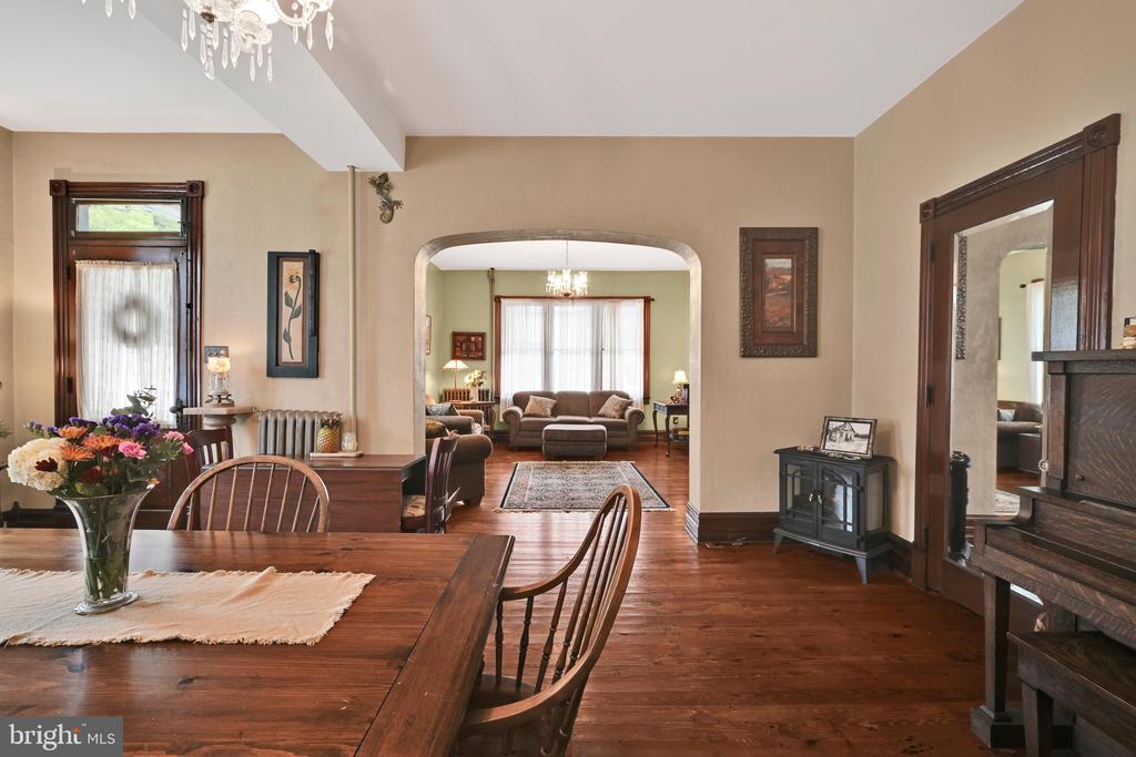 818 LIZARD CREEK ROAD