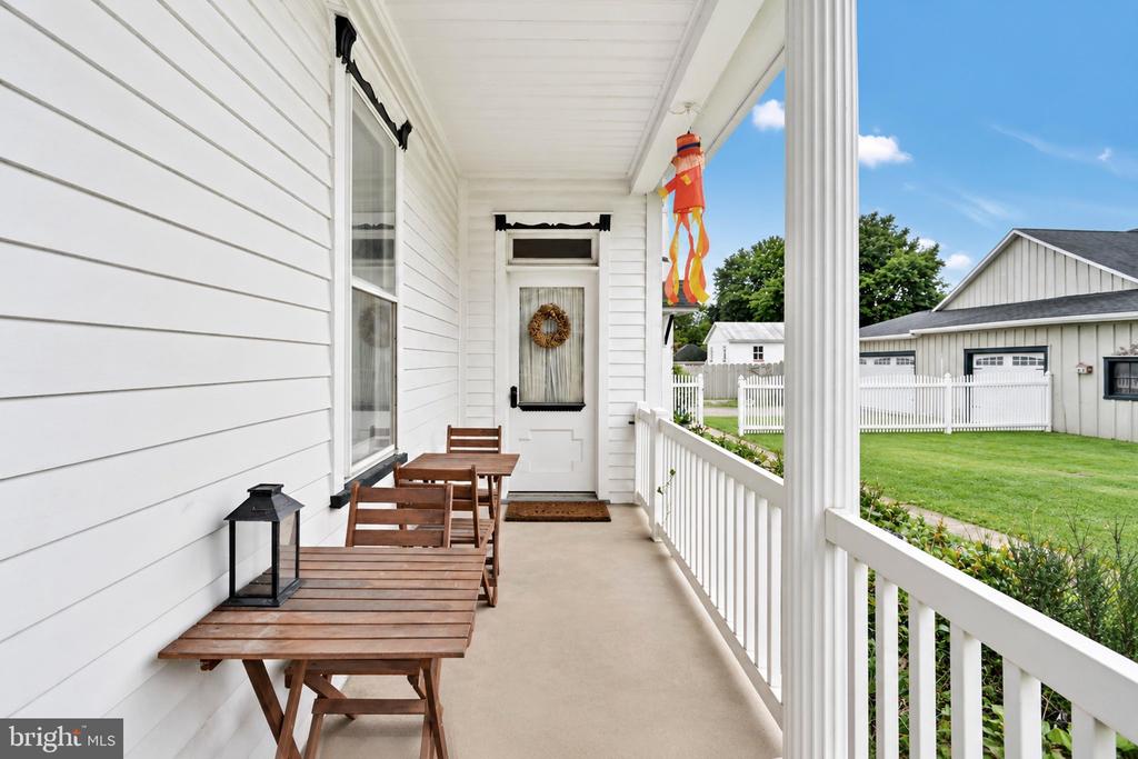 818 LIZARD CREEK ROAD