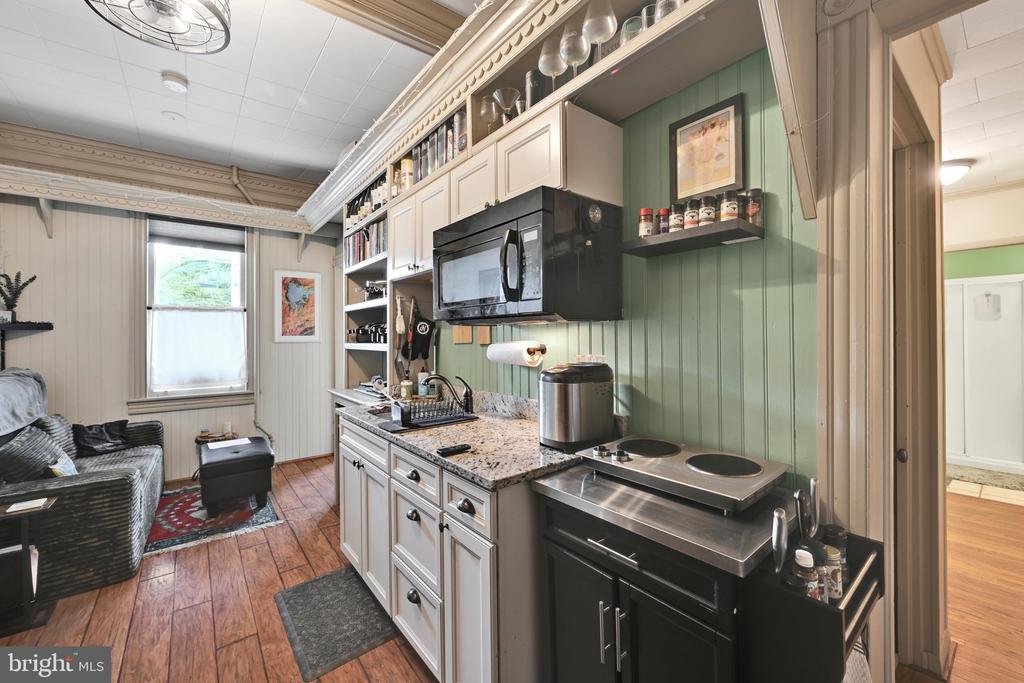 818 LIZARD CREEK ROAD