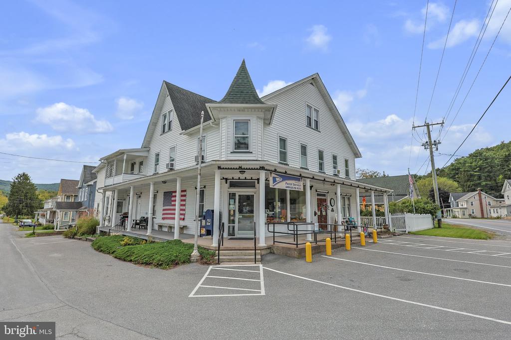 818 LIZARD CREEK ROAD