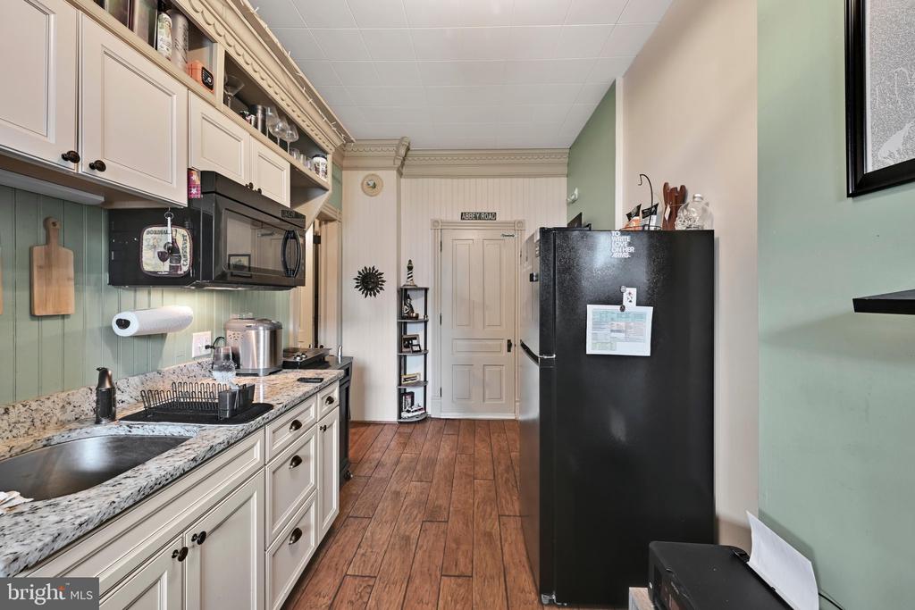 818 LIZARD CREEK ROAD