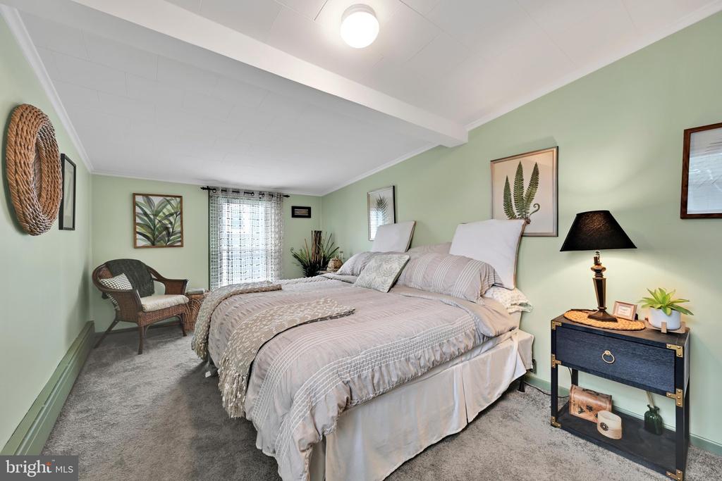 818 LIZARD CREEK ROAD