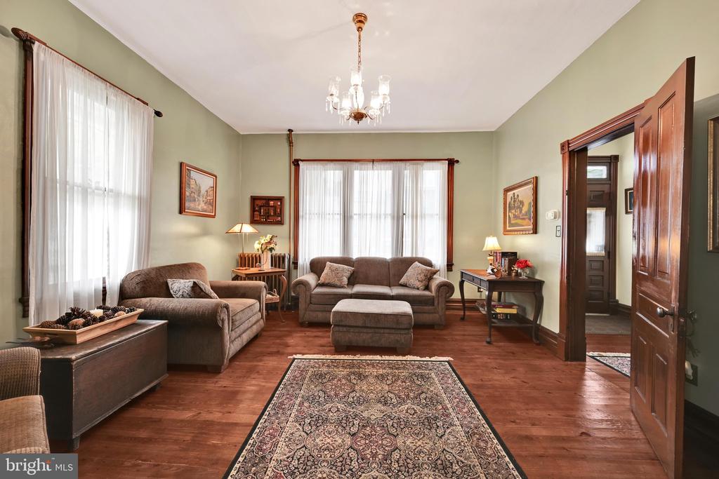 818 LIZARD CREEK ROAD