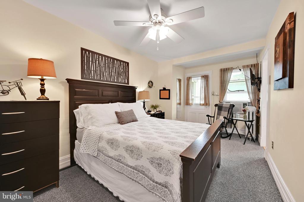818 LIZARD CREEK ROAD