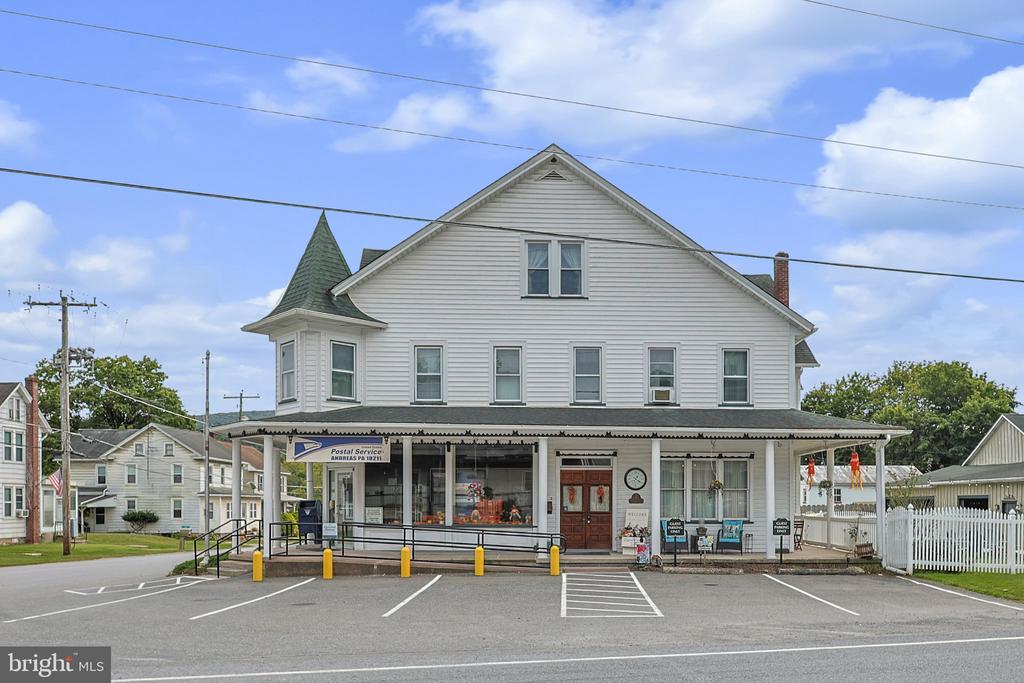 818 LIZARD CREEK ROAD