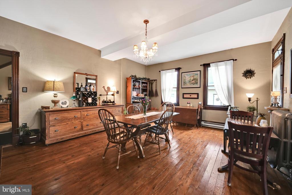 818 LIZARD CREEK ROAD