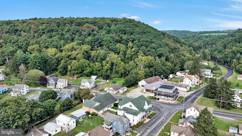 818 LIZARD CREEK ROAD