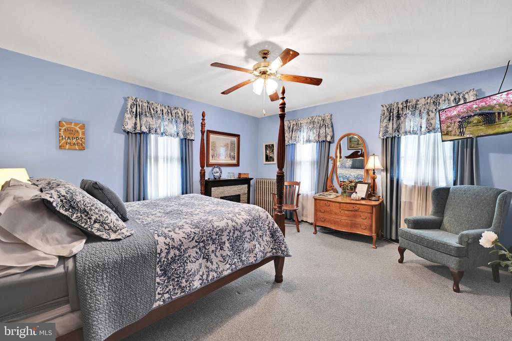 818 LIZARD CREEK ROAD