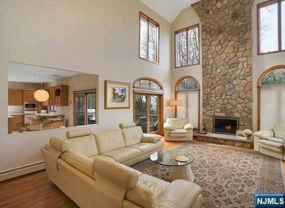 8 Jason Woods Road