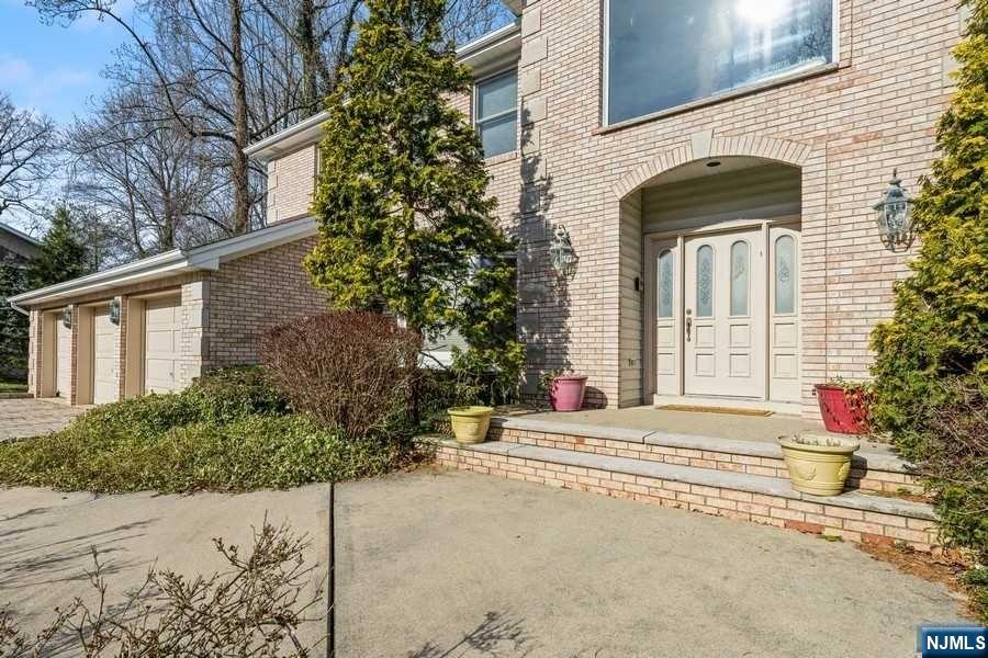 8 Jason Woods Road