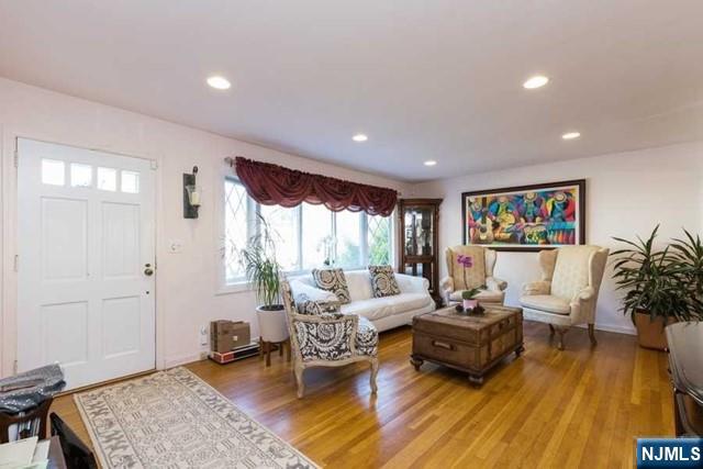 106 Pleasant Street