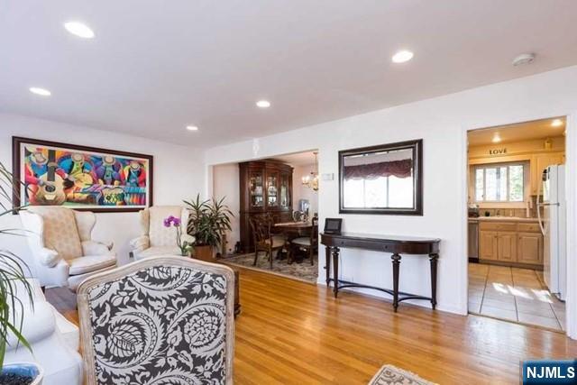 106 Pleasant Street
