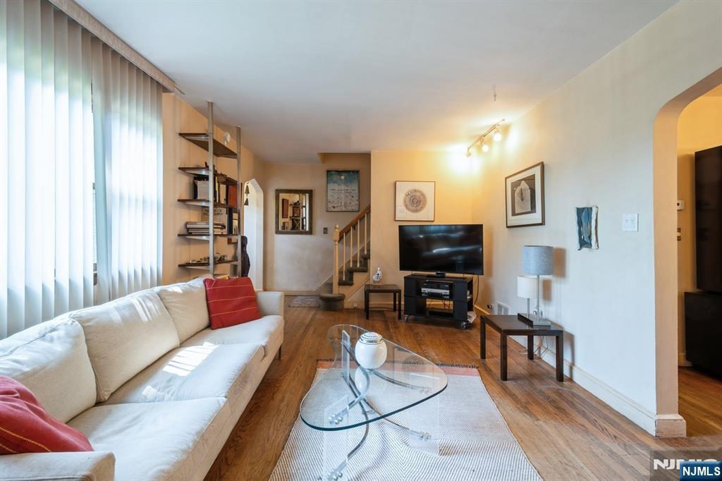 279 Jefferson Avenue