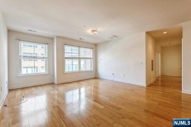 20 Ave At Port Imperial 324