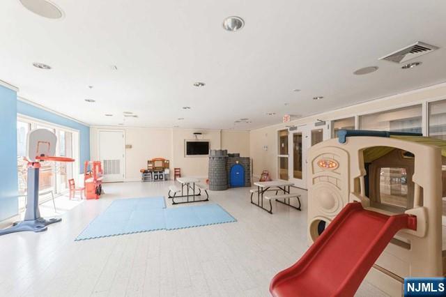 20 Ave At Port Imperial 324