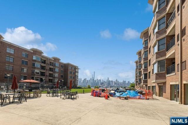 20 Ave At Port Imperial 324