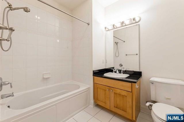 20 Ave At Port Imperial 324