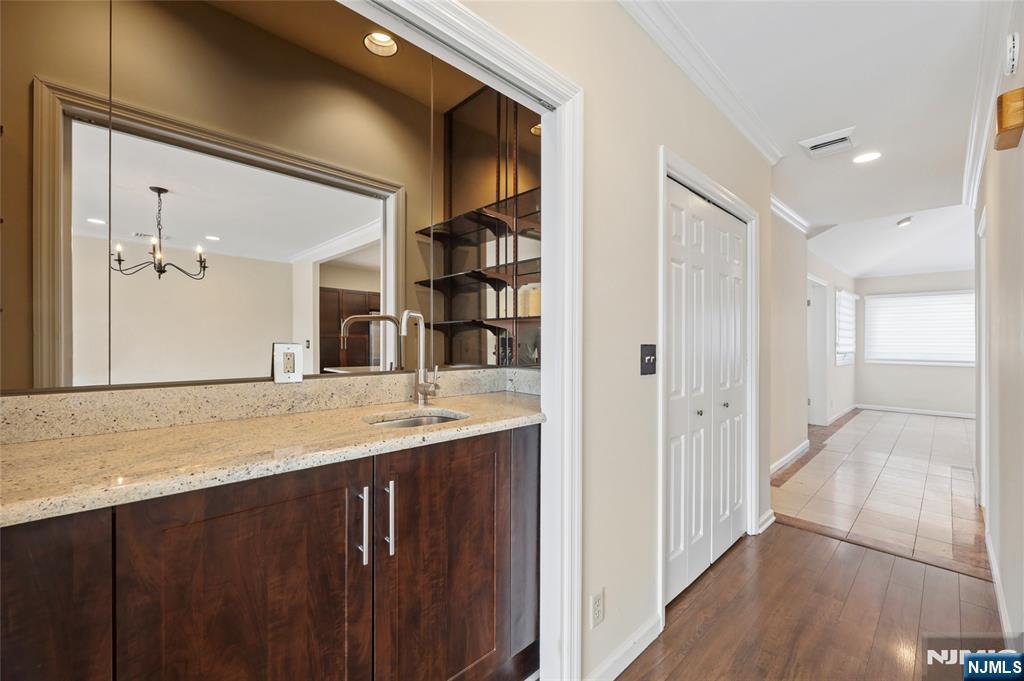 300 Gorge Road 57
